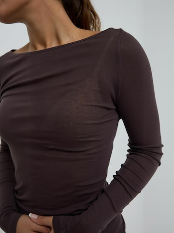 Seamless Basic Top ' Cotton ' in Bruin