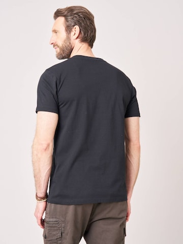 Deeluxe Shirt‌‌‌‌‌‌‌‌ in Schwarz