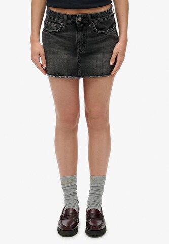 Jupe Superdry en noir : devant