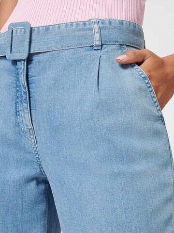 MADELEINE Tapered Jeans in Blauw