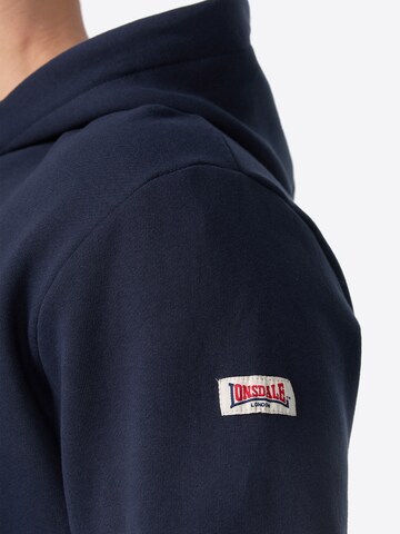 Felpa di LONSDALE in blu