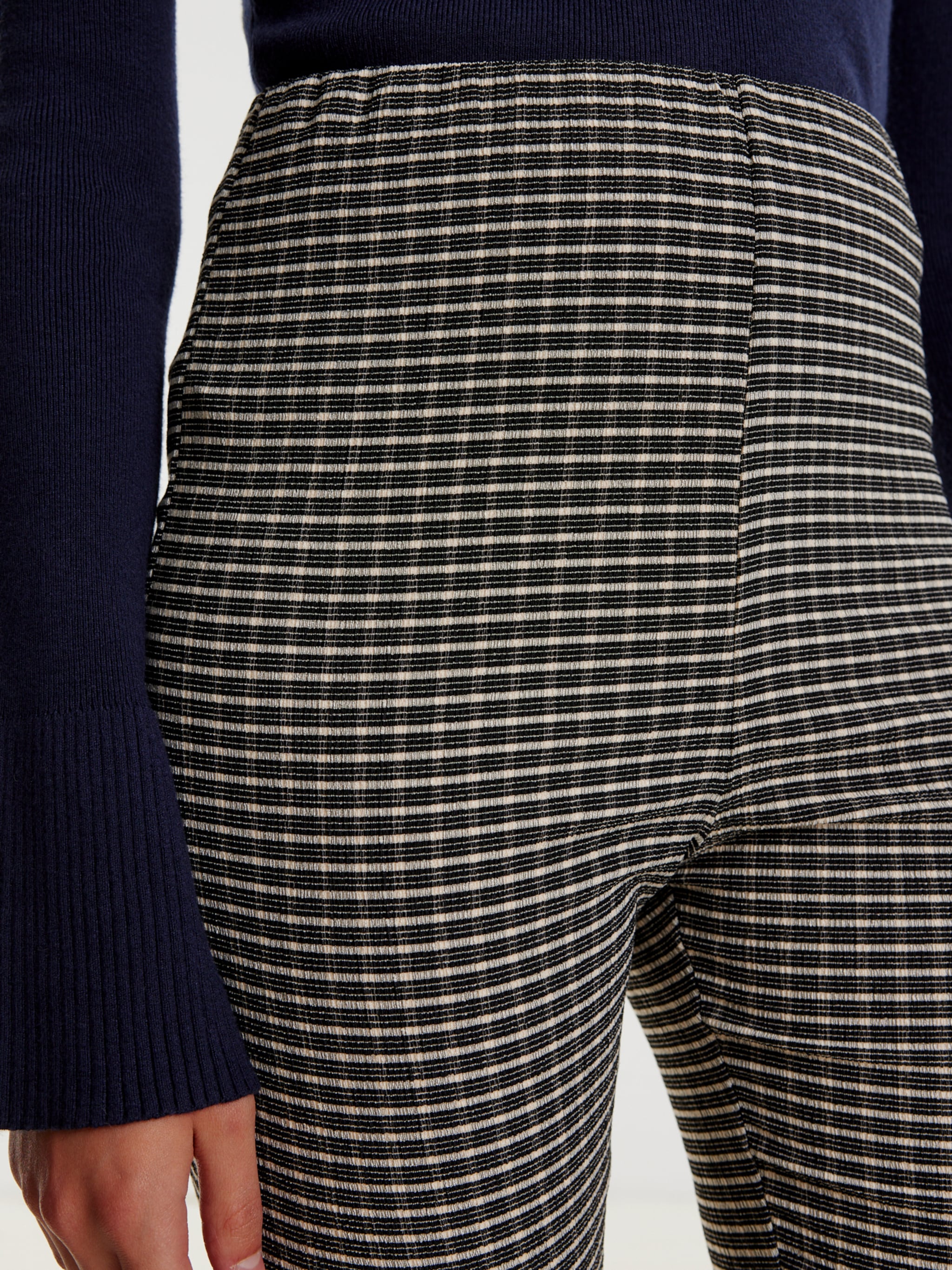 EDITED Produits Pantalon 'Zelinda' gris