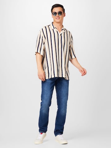 Comfort Fit Cămașă de la TOPMAN pe bej