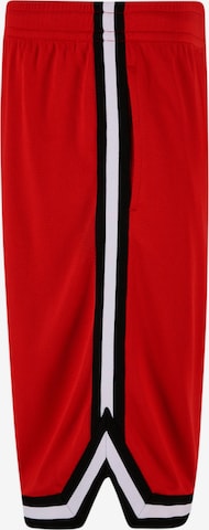 Urban Classics Loose fit Pants in Red