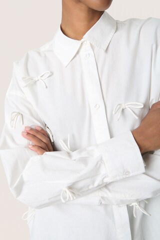 SOAKED IN LUXURY Blouse 'Joa ' in Wit