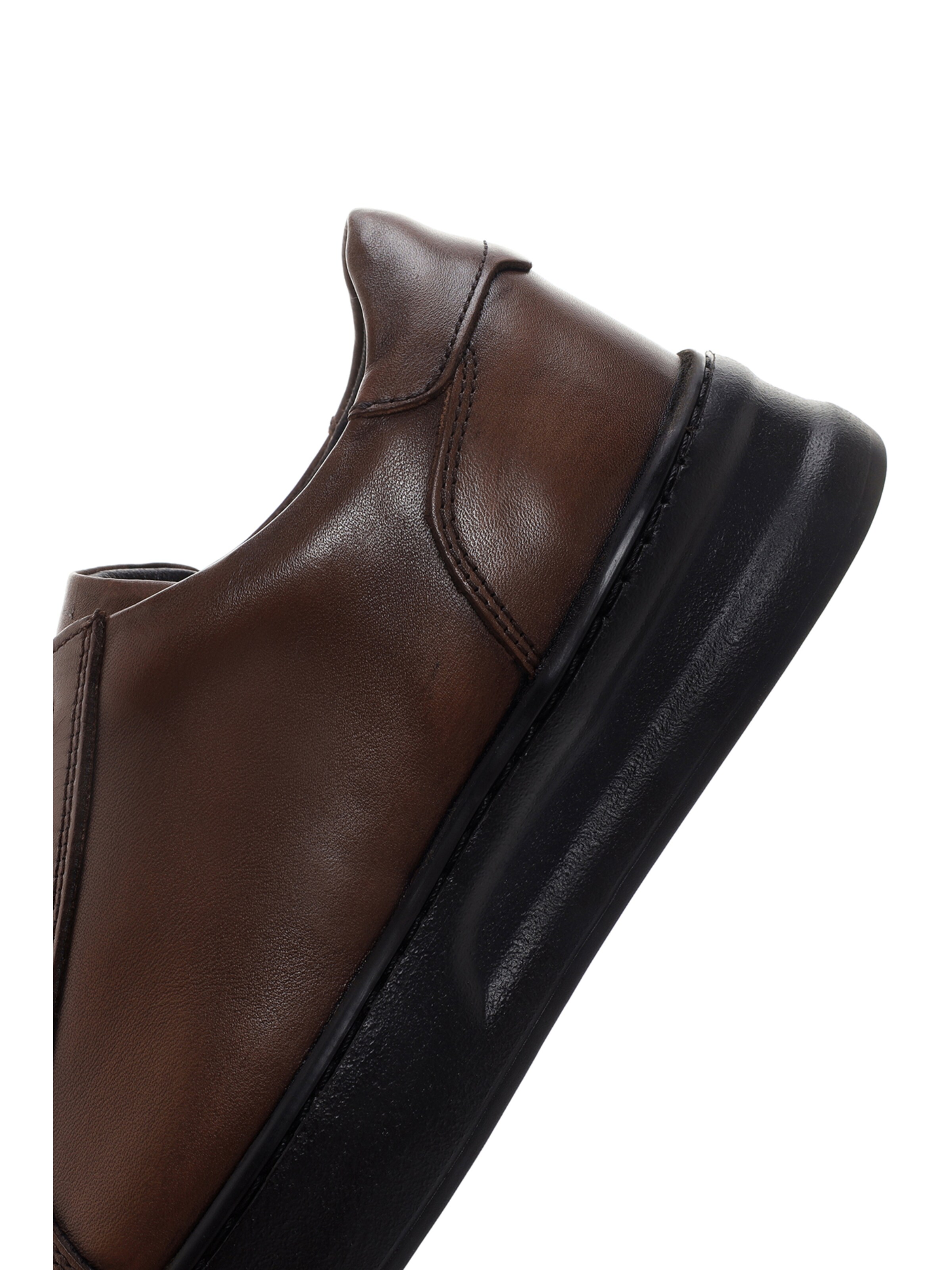 Sneaker bassa di Derimod in marrone