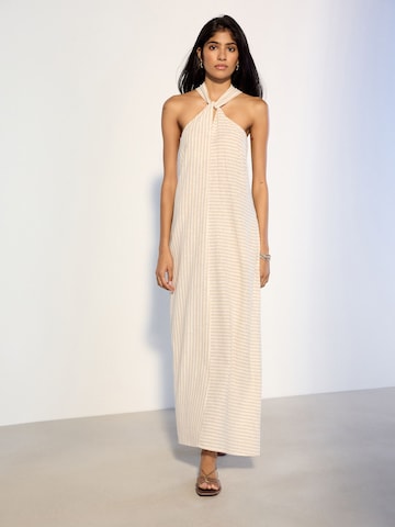 Next Kjole i beige: forside