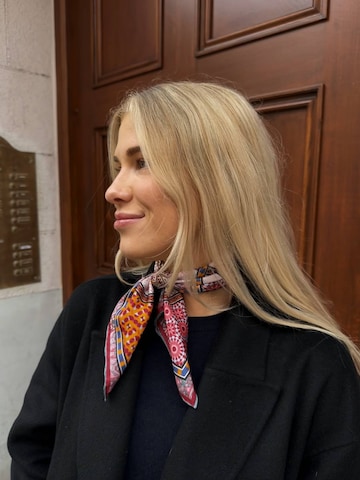 Foulard 'KALEIDOSKOPE NICKY' di Roeckl in rosso