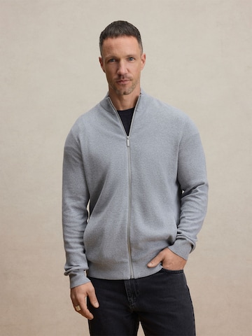 Vestes en maille 'Valentin' DAN FOX APPAREL en gris : devant