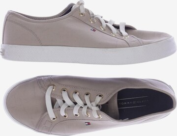 TOMMY HILFIGER Sneakers & Trainers in 39 in Beige: front