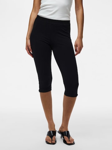 Coupe slim Pantalon 'PCAlli' PIECES en noir : devant