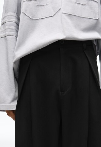 Bershka Baggy Панталон с набор в черно