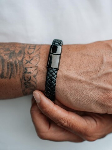 SERASAR Armband 'Steady' in Zwart