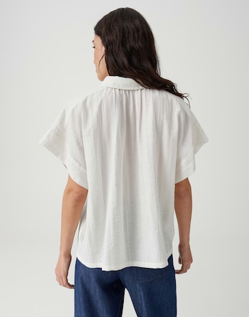 OPUS - Blusa 'Festelle' en blanco