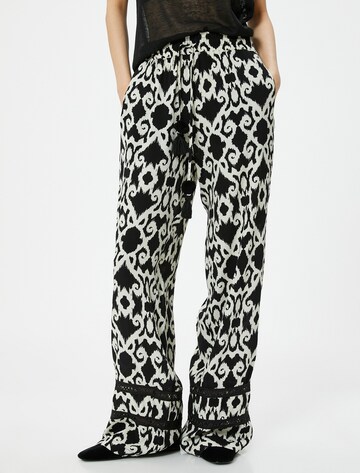 Koton Wide Leg Hose in Schwarz: Vorderseite