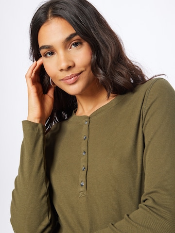 GAP Shirt in Green