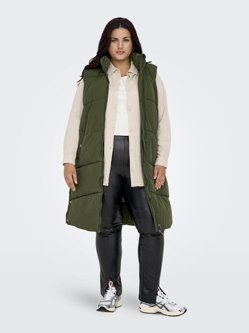 Gilet ONLY Carmakoma en vert