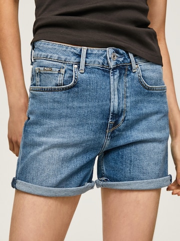 Pepe Jeans Regular Shorts 'MARY' in Blau