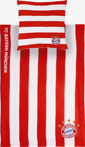 FC BAYERN MÜNCHEN Duvet Cover 'FC Bayern München' in Red: front