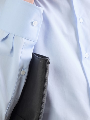 Coupe slim Chemise business Michael Kors en bleu