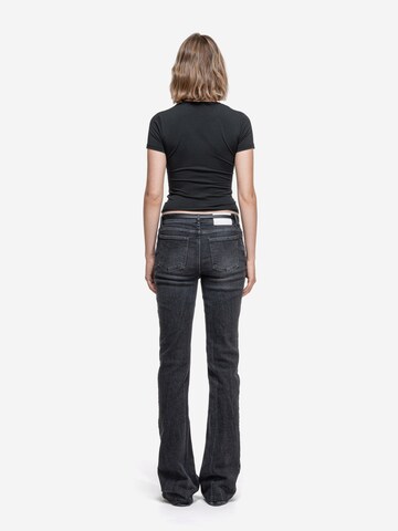 ENRAGE Overdel 'DAILY TEE WOMEN' i sort
