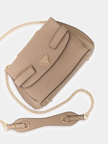 GUESS Umhängetasche 'Serenova' in Beige