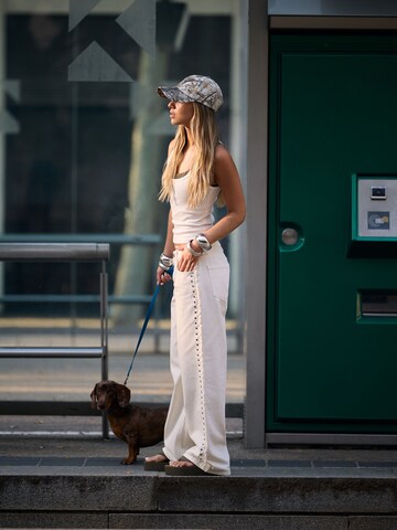 Bershka Wide Leg Jeans in Weiß: Vorderseite