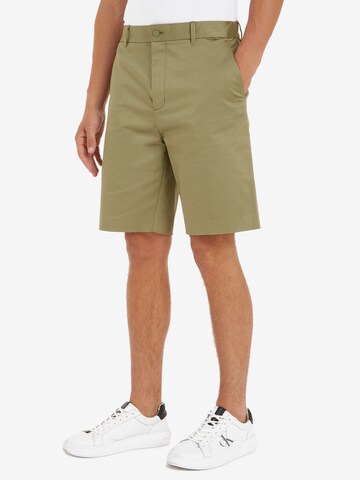 Calvin Klein Regular Chino Pants in Green