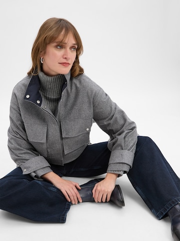 BOSS Tussenjas 'Jardia' in Grijs