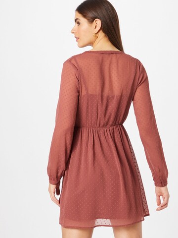 Robe 'Danika' ABOUT YOU en marron