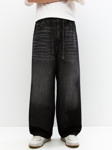 Pull&Bear Baggy Jeans in Zwart: voorkant