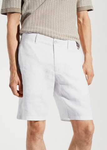 MANGO MAN Regular Shorts 'Carp' in Weiß