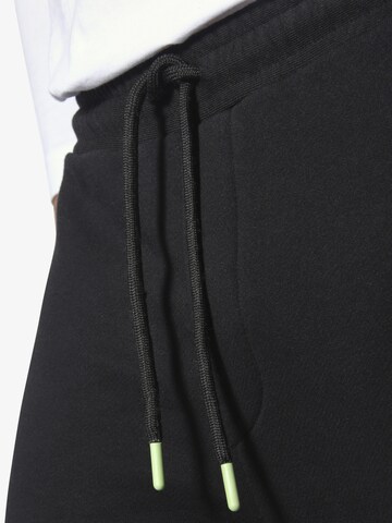 Jan Vanderstorm Tapered Pants 'Kolfinur' in Black