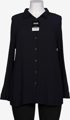 Sara Lindholm Bluse XXL in Blau: Vorderseite