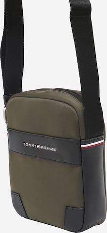 Sac à bandoulière TOMMY HILFIGER en vert : devant