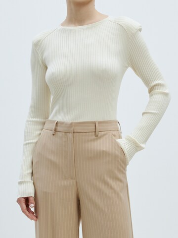EDITED Sweter 'Geli' w kolorze biały: przód