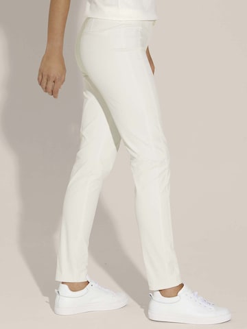MADELEINE Slimfit Broek in Wit