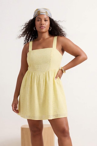Trendyol Curve - Vestido de verano en amarillo: frente