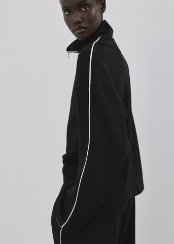 MANGO Wide Leg Hose in Schwarz