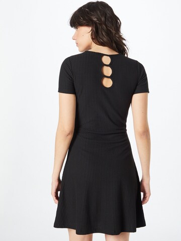 ONLY - Vestido 'EMMA' en negro