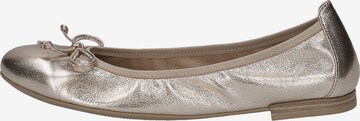 CAPRICE Ballet Flats in Gold