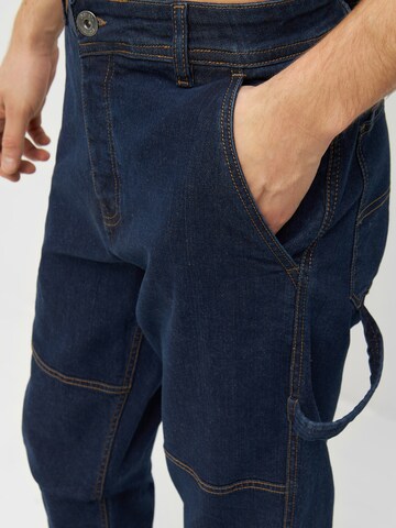 BENCH Regular Jeans 'CARPENTER VINTAGE' in Blau