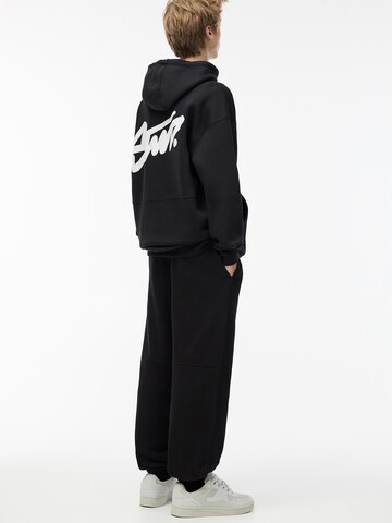 Pull&Bear Tapered Trousers in Black