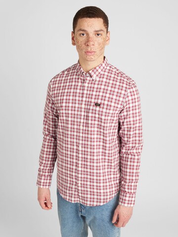 Lee Regular fit Button Up Shirt in Red: front
