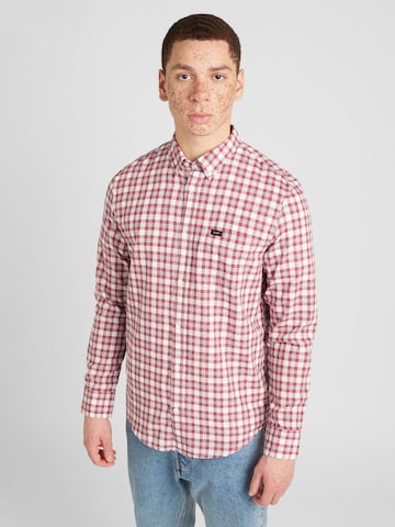 Lee Regular fit Button Up Shirt in Red: front