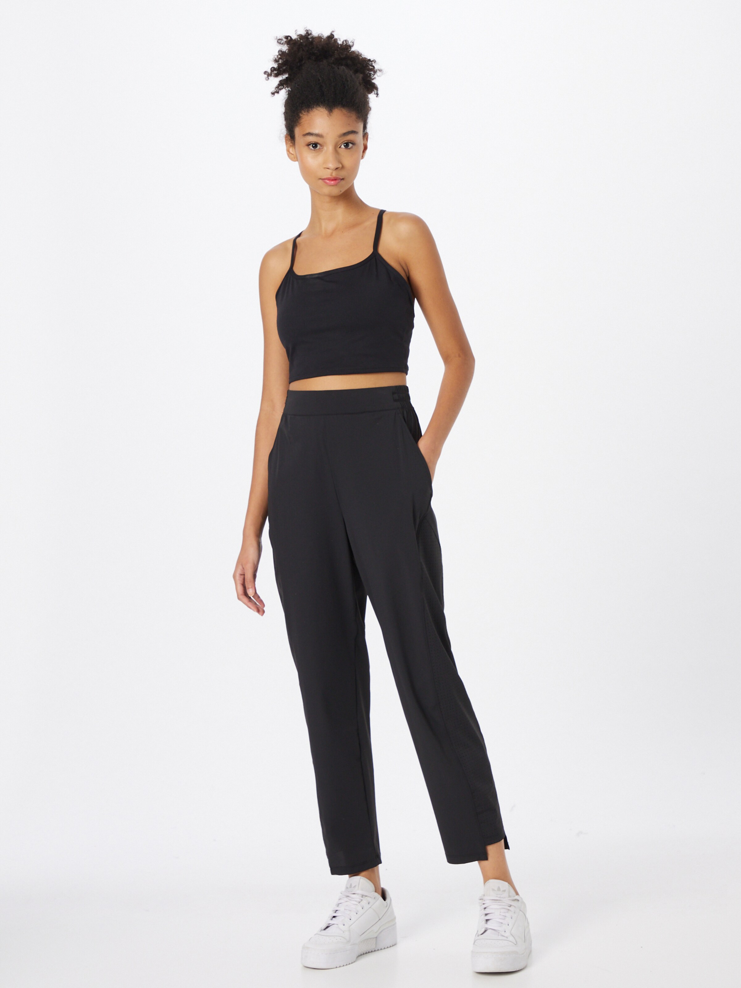 Frauen Sportarten Yvette Sports Sporthose in Schwarz - CZ58706 Frauen Sportarten Yvette Sports Sporthose in Schwarz - CZ58706