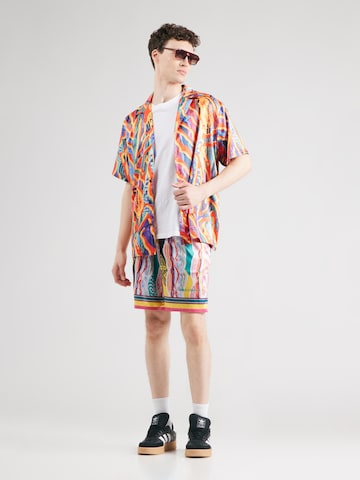Carlo Colucci Regular Shorts in Mischfarben