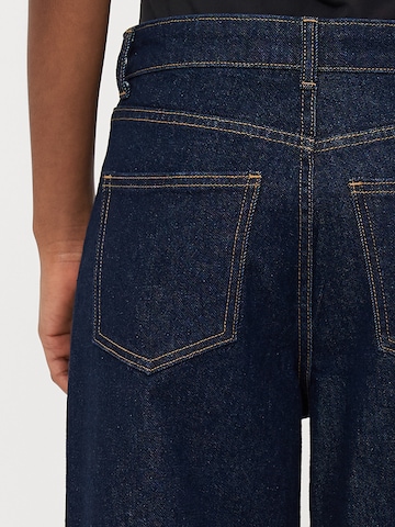 mėlyna Only Petite Plačios klešnės Džinsai 'ONLTAMMY'