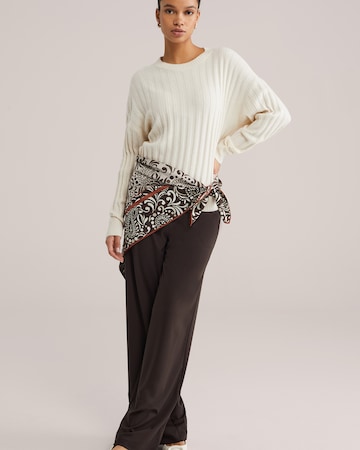 WE Fashion Svetr – bílá