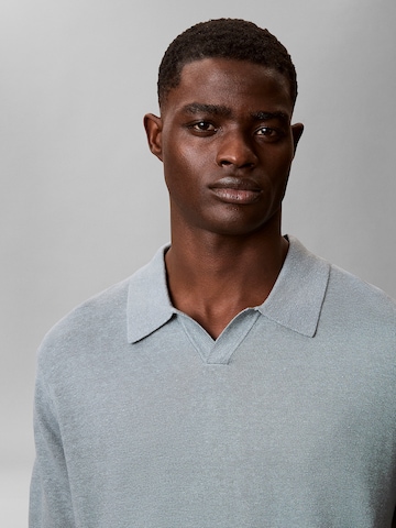 Pull-over Calvin Klein en gris